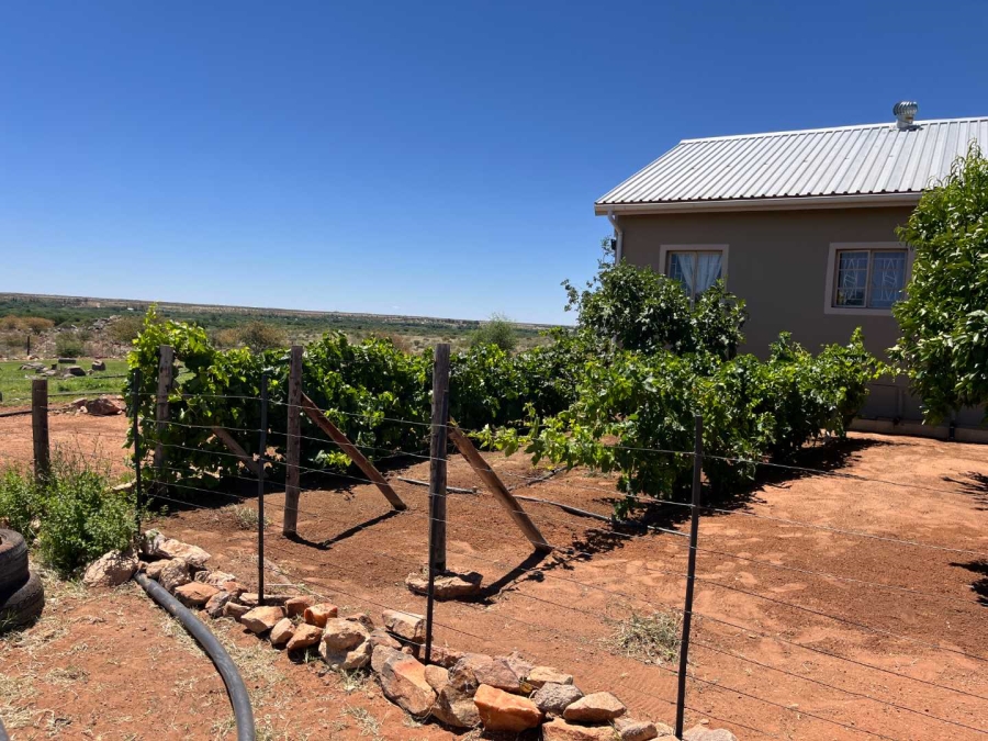 3 Bedroom Property for Sale in Olyfvenhoudtsdrift Northern Cape